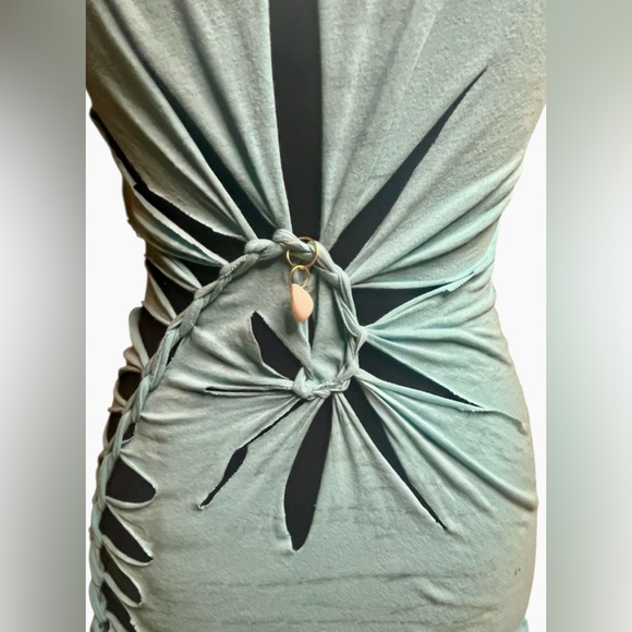 SHREDDED TEE by NEVA - Picture 3 of 7